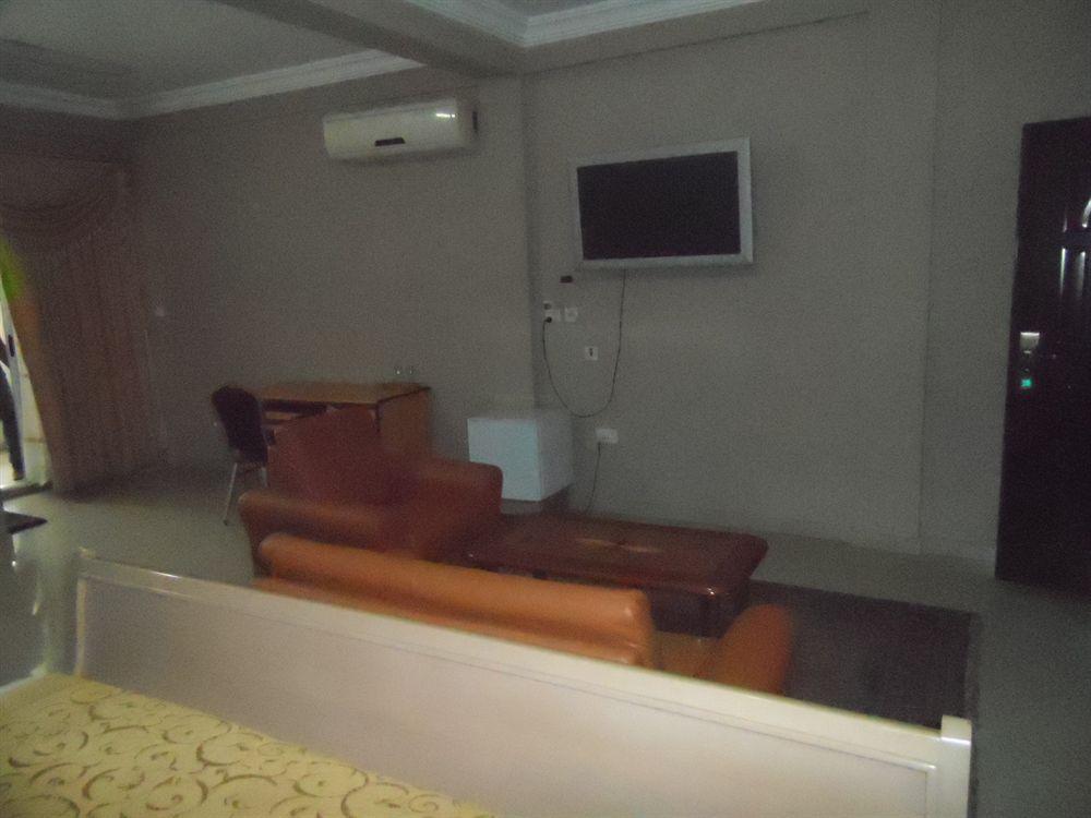 Yegoala Hotel Kumasi Exterior foto